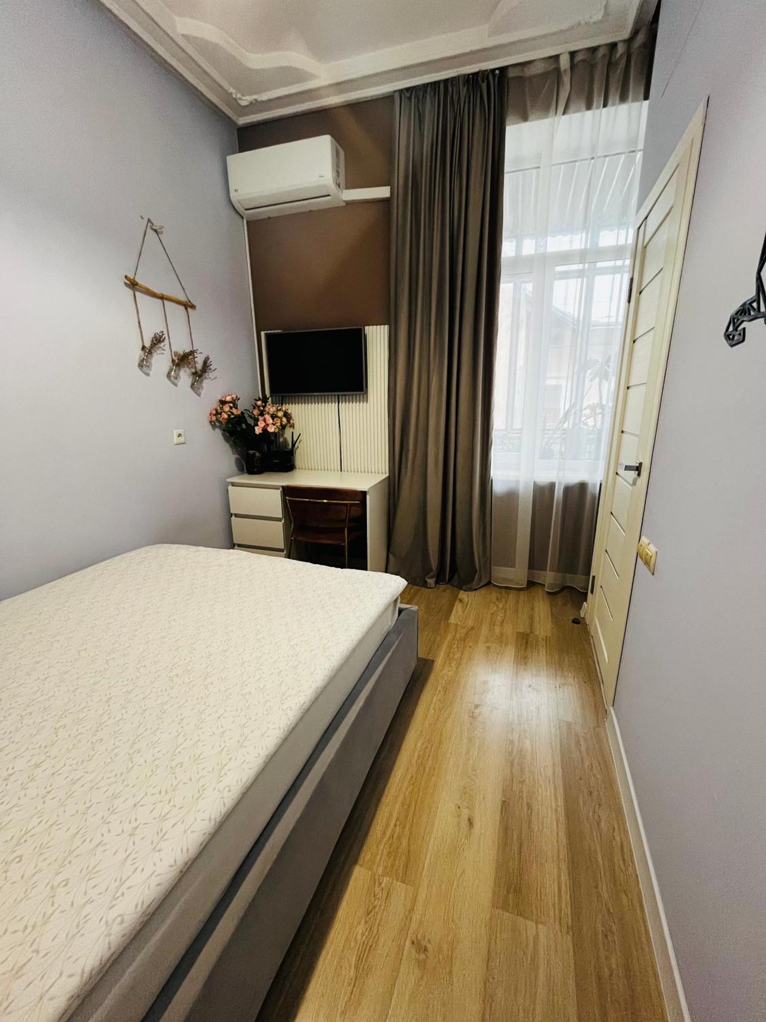 Iren Smart Apartment Lviv Bagian luar foto